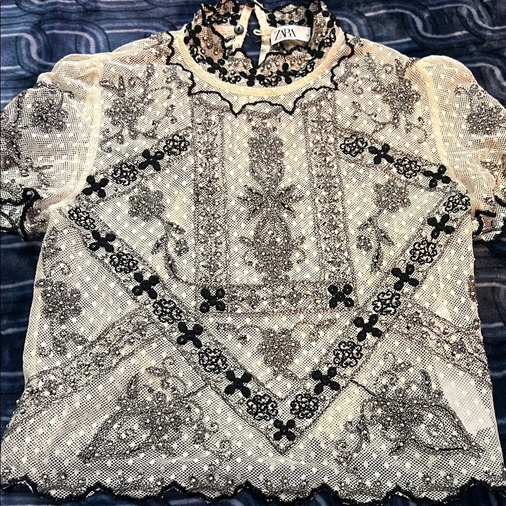 Zara Black and Cream Lace Blouse